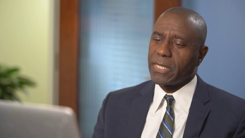 Pat Craig, The Wild Animal Sanctuary - YouTube-nqJoBYLOwKQ